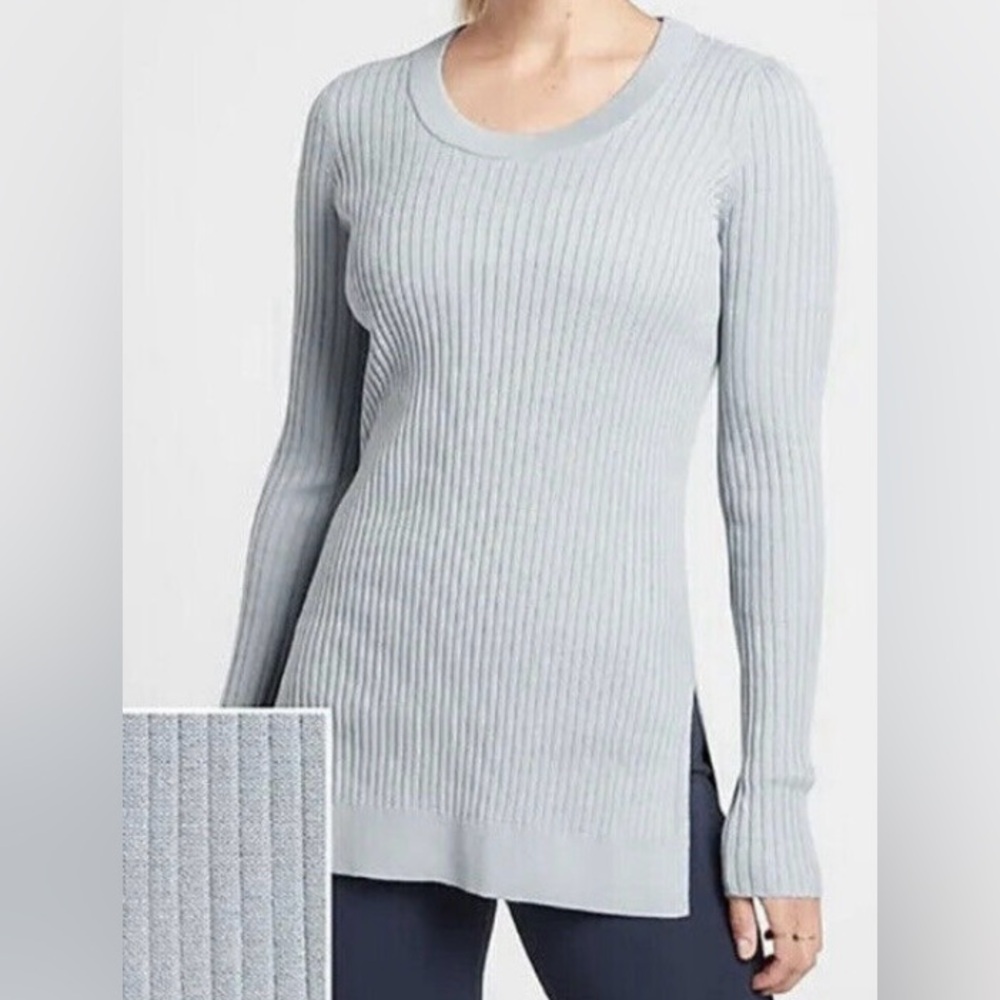 Athleta Glacier Blue Lincoln Park Ribbed Crewneck Side Slit Sweater size medium
